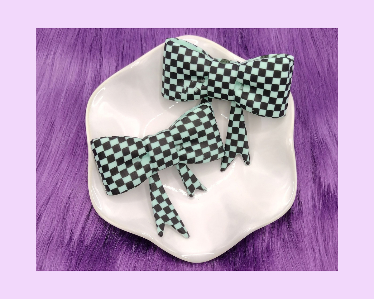 Mint Green and Black Bow Straw Topper